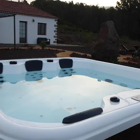 Casa Almendros Jacuzzi Garden Holiday home Puntagorda (La Palma)
