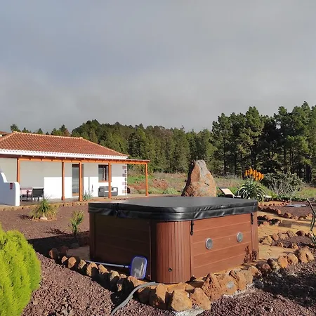 Holiday home Casa Almendros Jacuzzi Garden